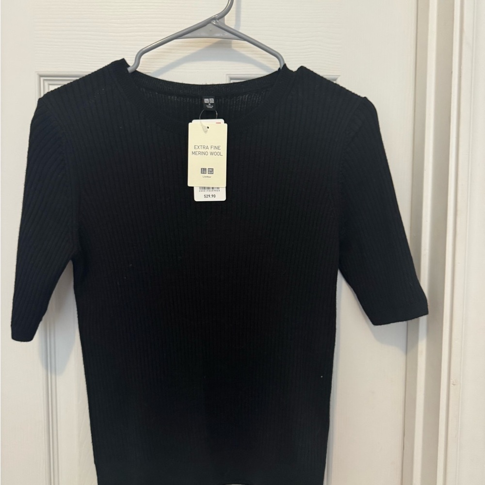 Uniqlo Black Ribbed Extra Fine Merino Short-Sleeve Sweater